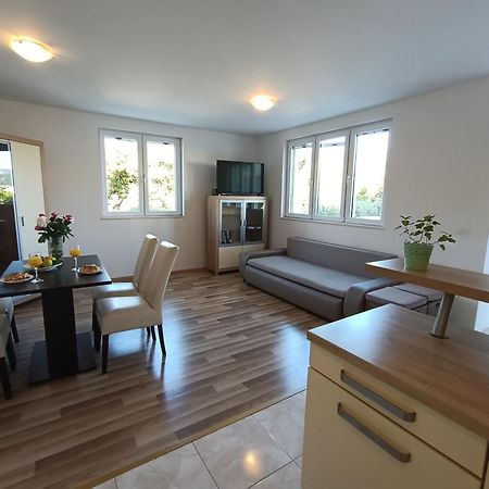 Apartment Maurora Zaton  Buitenkant foto