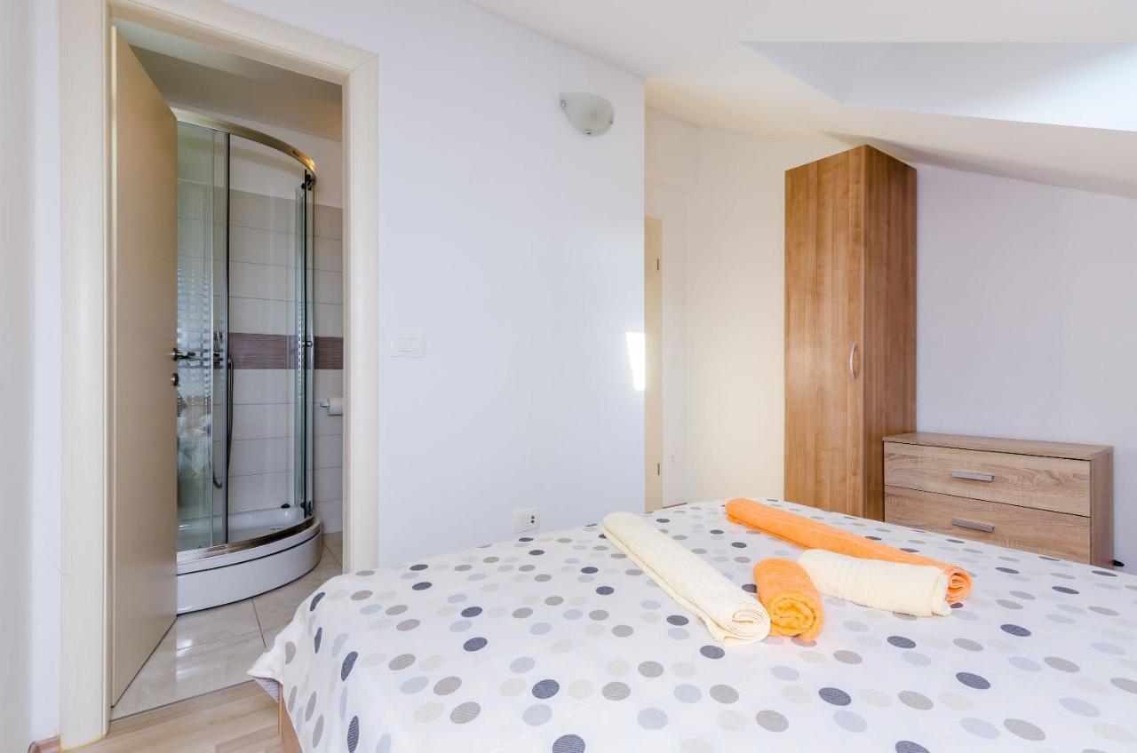 Apartment Maurora Zaton  Buitenkant foto